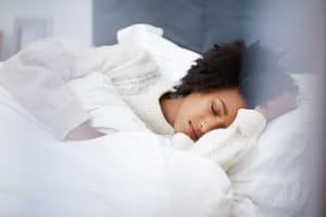 Mieux dormir en visite : 5 astuces pour y arriver