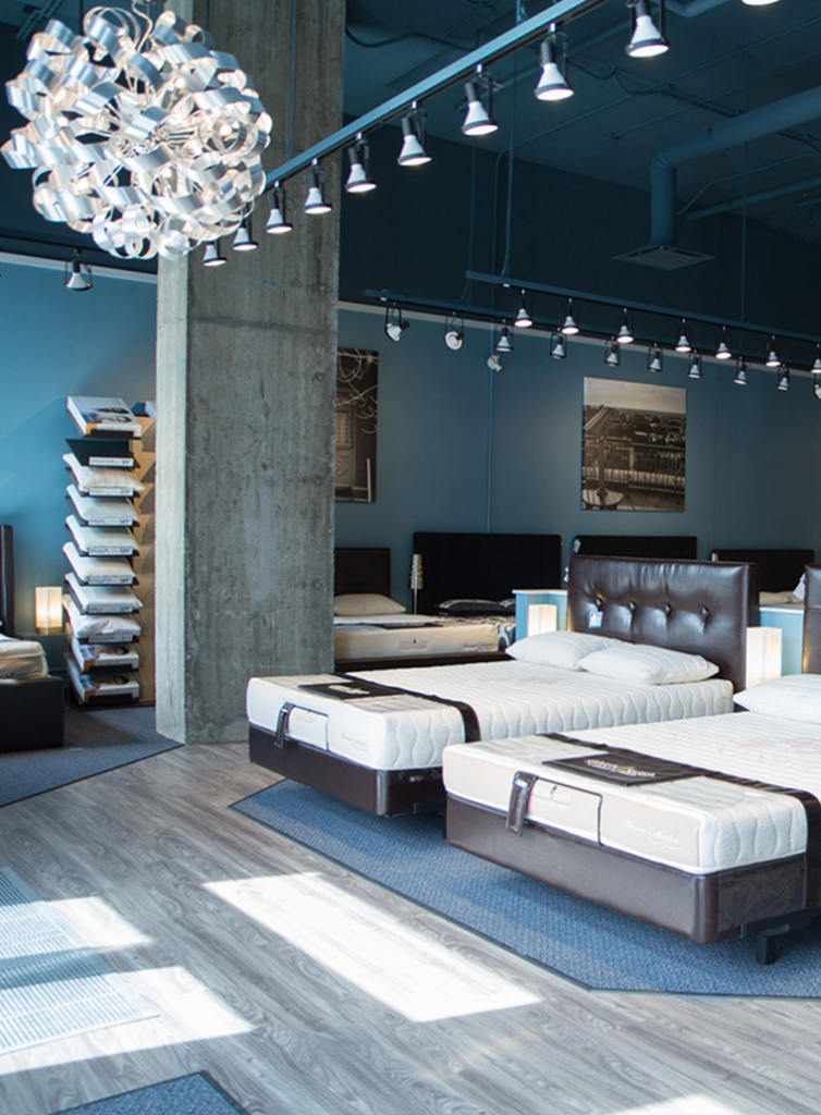 WR_PNG_MAG_VERTICALE_760X1032_GRIFFINTOWN_2